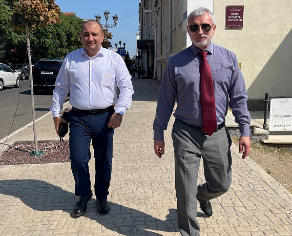 Журавлев начал рабочий визит в Астраханскую область встречей с соратниками