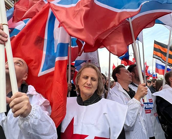 "РОДИНА" приняла участие в митинге "Своих не бросаем" на Манежной площади в Москве