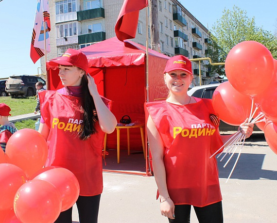 Нижегородские активисты организовали полевую кухню для земляков