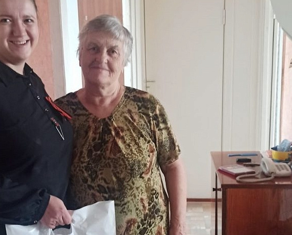 Клуб избирателей Вячеслава Илюхина поздравил ветеранов и оказал адресную помощь