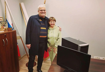 Вячеслав Илюхин передал для воинов, выполняющих задачи СВО, компьютер
