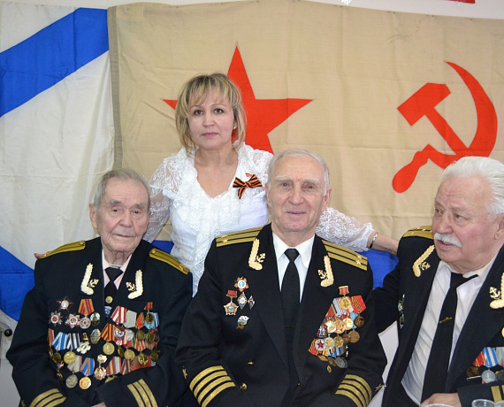Саратовская "РОДИНА" и "Морское собрание" отметили День моряка-подводника