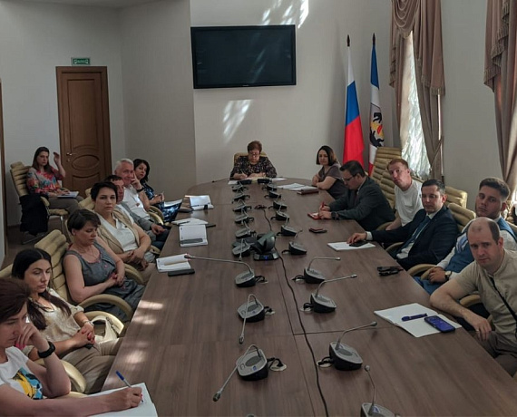 Новгородские соратники прошли обучение в Избиркоме