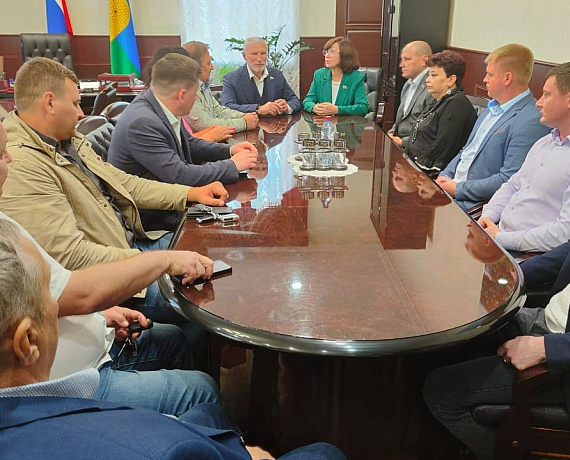 Журавлев провел рабочую встречу с депутатами Тамбовской гордумы от партии "РОДИНА"