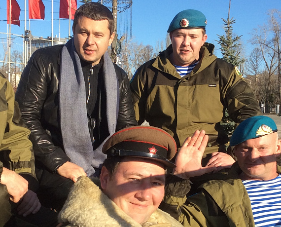 Самарские партийцы приняли участие в юбилейном "Параде Памяти"