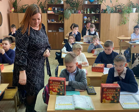 Тамбовская "РОДИНА" провела в школах региона "Уроки памяти"