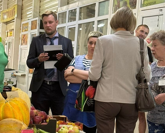 Жители Подмосковья радушно встречают кандидатов в депутаты от партии "РОДИНА"