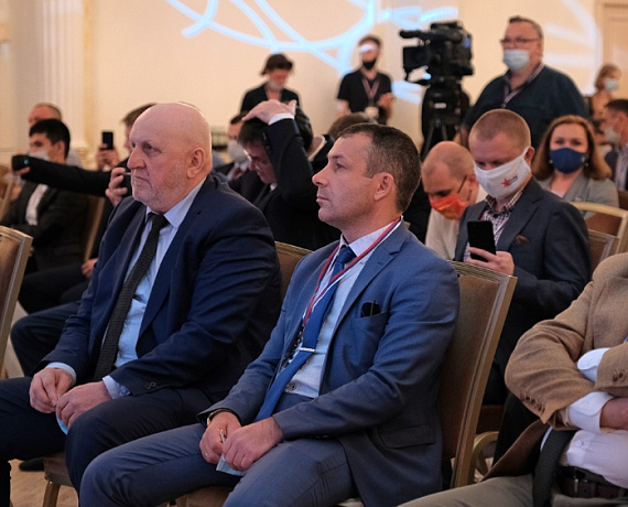 Журавлев представил на VII Cъезде основные тезисы предвыборной программы "РОДИНЫ"