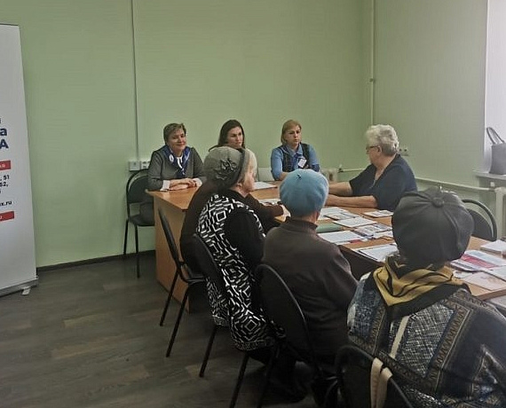 Клуб избирателей Вячеслава Илюхина продолжает информировать о правах граждан на получение медпомощи