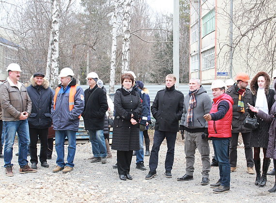 Алексей Журавлёв осмотрел стройплощадки соцобъектов в ПМР, 02.12.2014 (часть 2)