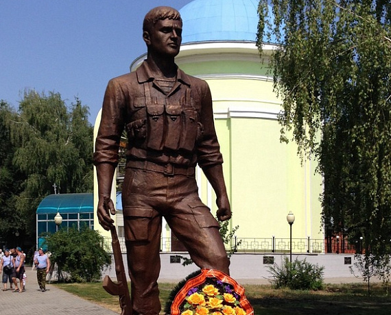 Социал-патриоты приняли участие в открытии памятника в Воронеже