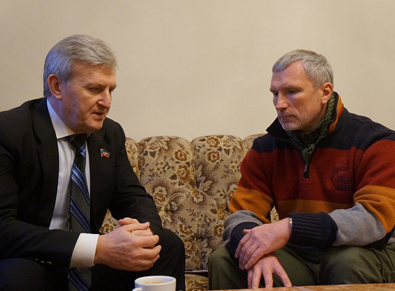 Встреча Алексея Журавлёва с министром культуры ДНР Александром Парецким и министром образования ДНР Игорем Костенком, 30.01.2015
