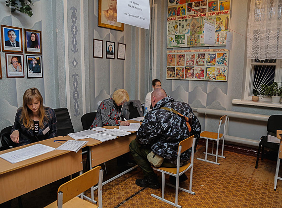 Делегация партии "РОДИНА" в Новороссии, 02.11.2014