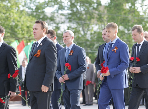 Визит российской делегации во главе с Рогозиным в ПМР, 9 мая 2014 г.