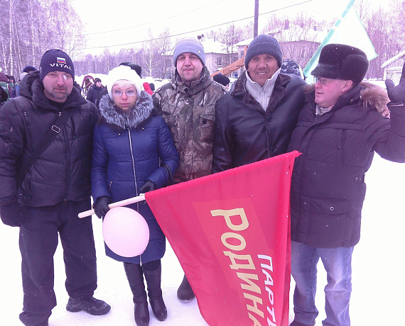 Омские партийцы провели спортивный праздник для земляков