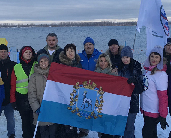 Самарская "РОДИНА" провела межрегиональный турнир по зимнему плаванию