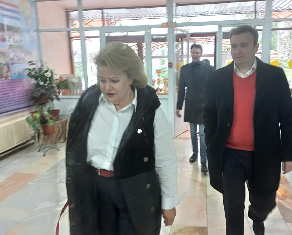 ПОДМОСКОВНАЯ ПАРТИЯ РОДИНА - БЕЖЕНЦАМ