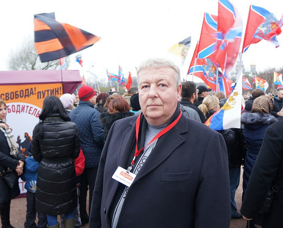 Активисты Питера и Ленобласти провели митинг в поддержку выборов в Новороссии
