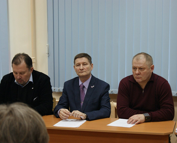 Ижевские партийцы обсудили итоги киевского госпереворота