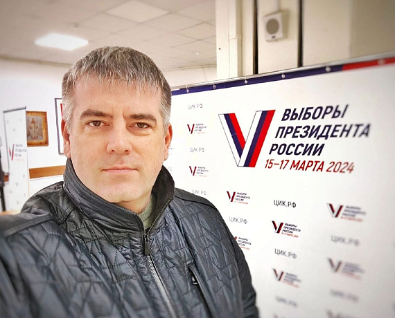 Депутаты и актив Подмосковной "РОДИНЫ" голосуют на выборах Президента