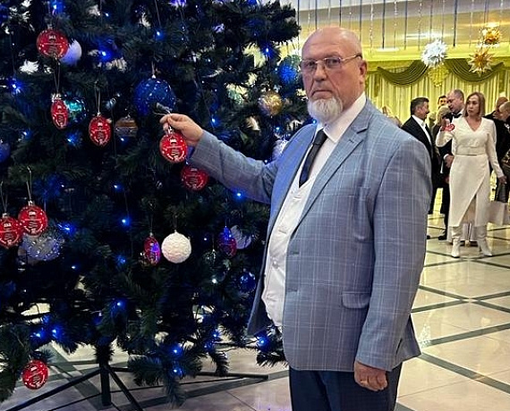 Сергей Еськов принял участие в акции "Елка желаний"