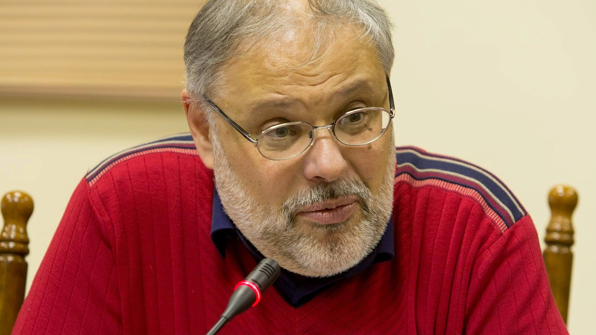 Михаил Хазин: Ситуация может стать хуже, чем в 90-е