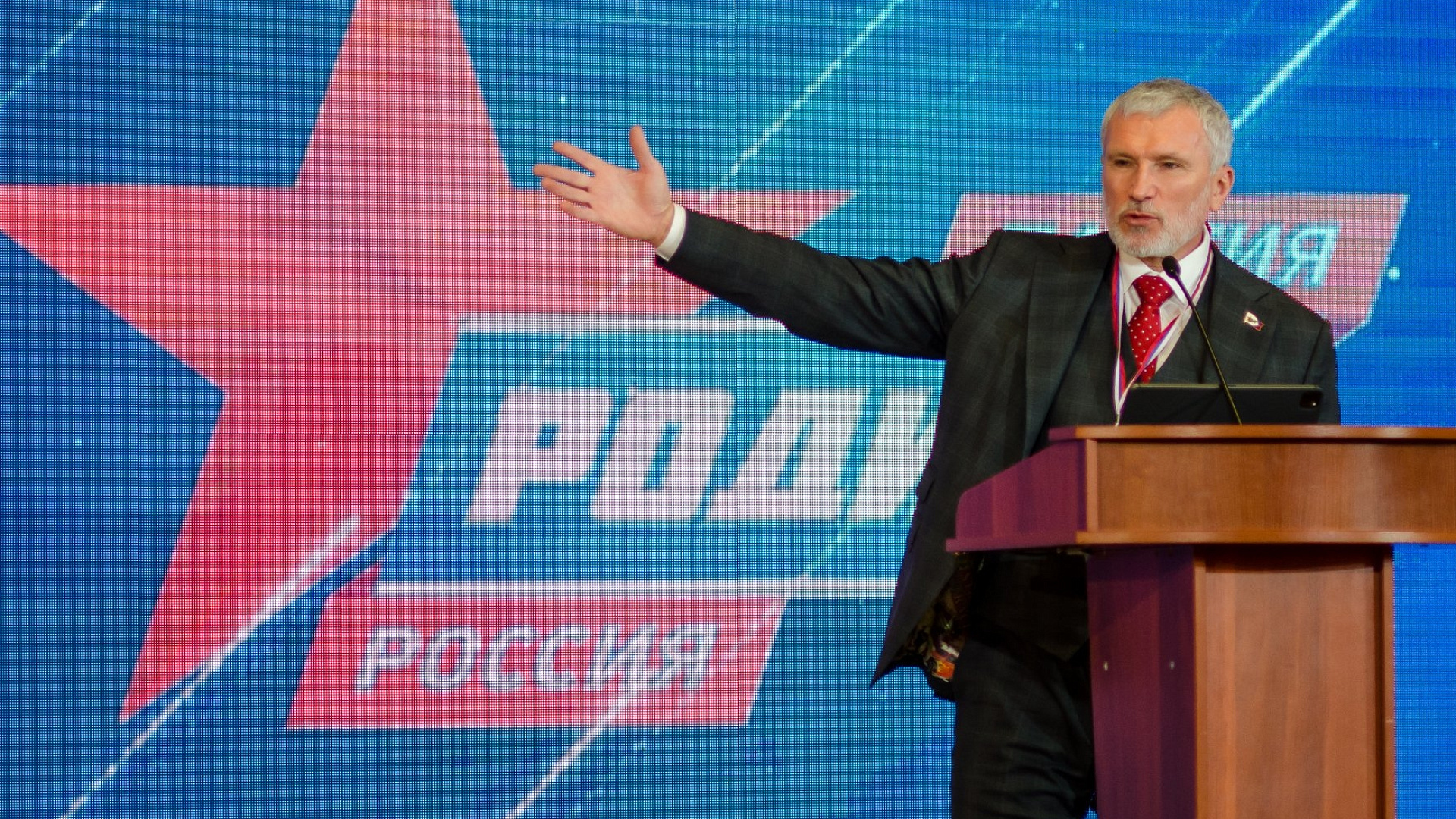 Журавлев в NEWS.ru: Польша, Венгрия и Румыния хотят разделить Украину под видом помощи