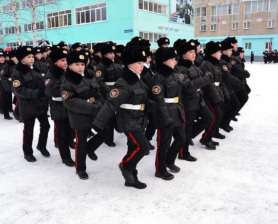Пермские активисты поздравили кадетов с принятием присяги