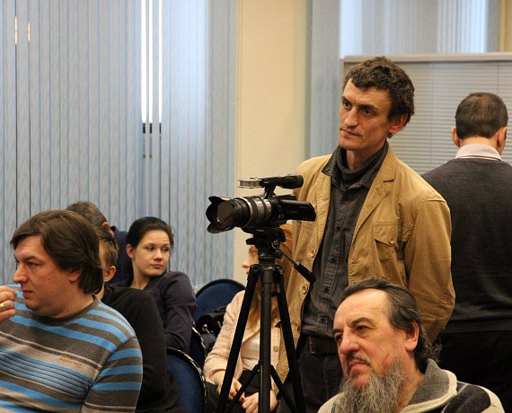 На заседании клуба "Русский кругозор" говорили о цифровой диктатуре будущего