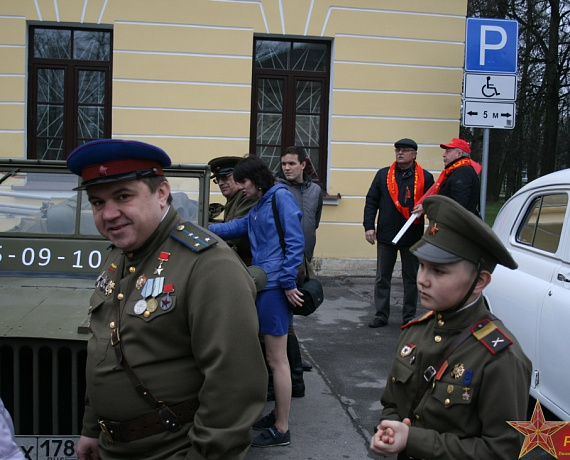 Партийцы Ленобласти приняли участие в автопробеге к юбилею Великой Победы