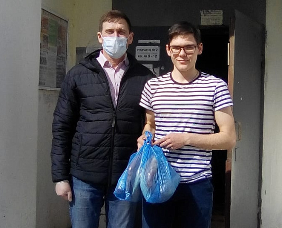 Активисты подмосковной "РОДИНЫ" оказали продовольственную помощь гражданам