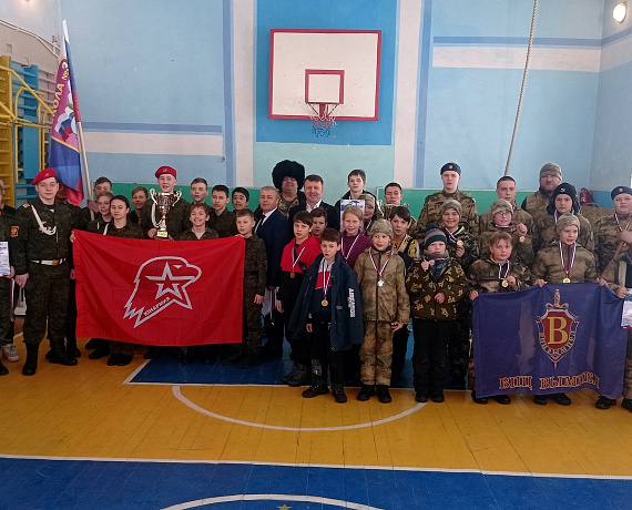 Депутат от партии "РОДИНА" Виталий Прохоров провел серию мероприятий для детей и молодежи г. Кыштыма