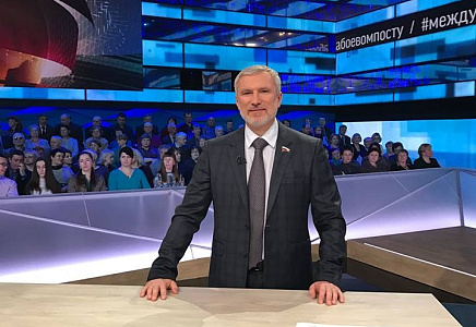 Журавлев: Киев умеет создавать только информационный шум