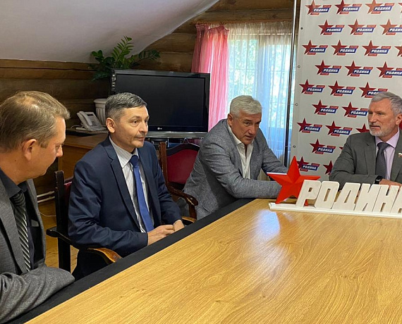 Алексей Журавлев проголосовал на своем избирательном участке в Воронеже