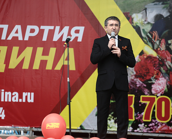 Празднование Дня Победы социал-патриотами Оренбурга (фото)