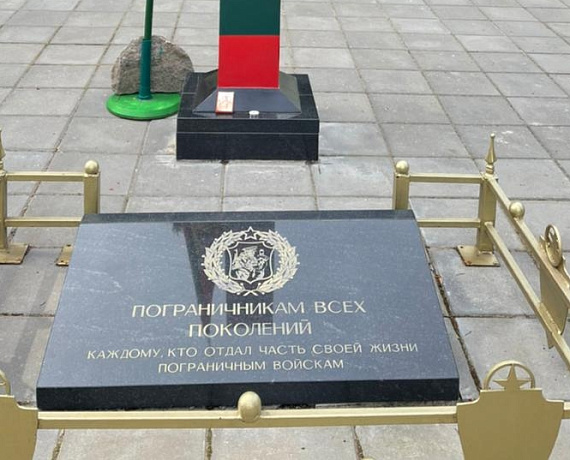 Алексей Журавлев провел прием граждан в Великом Новгороде