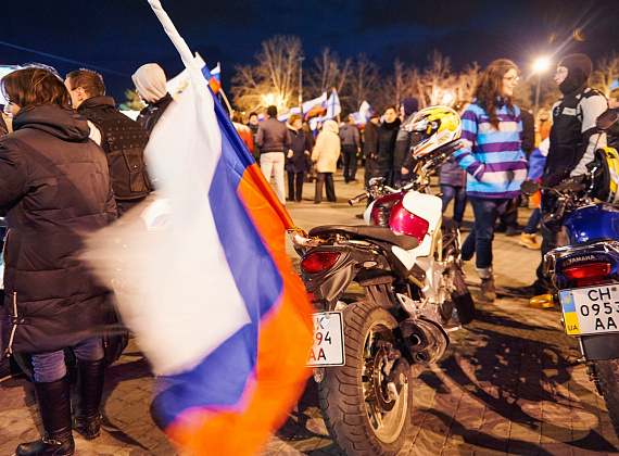 Митинг в Севастополе после референдума, выступление Алексея Журавлёва и Антона Тицкого, 16 марта 2014 г.