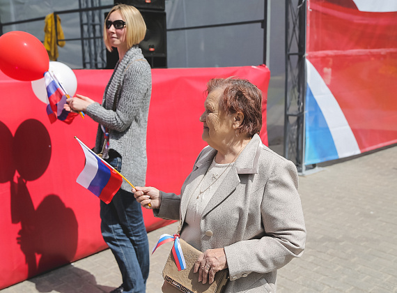 Дети из Донецка приняли участие в московском концерте, посвящённом Дню России, 12.06.15