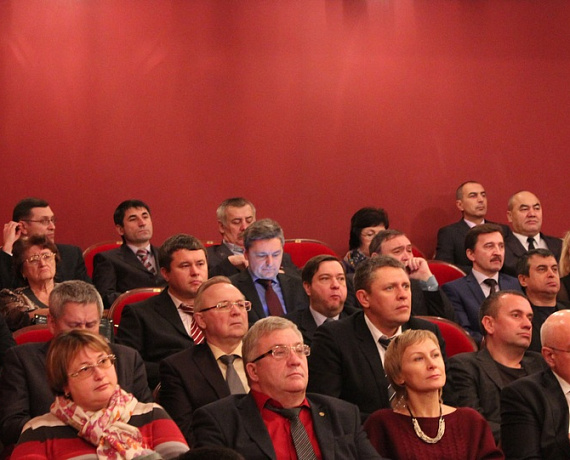 Соратники поприсутствовали на ежегодном послании самарского губернатора
