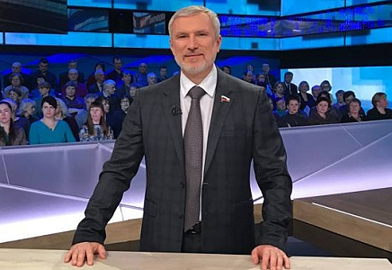 Журавлев: Давно пора перестать либеральничать с лютыми либералами!