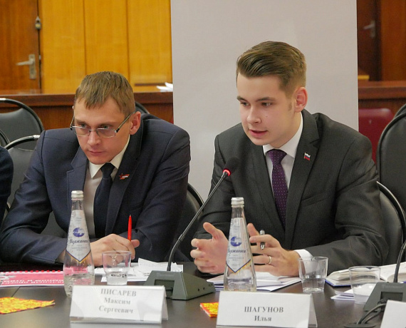 Ульяновские активисты рассказали о партпроекте по прославлению памяти ветеранов ВОВ