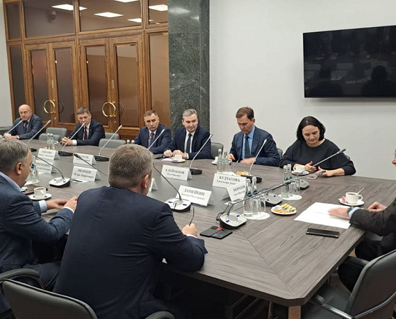 Партия "РОДИНА" приняла участие во встрече с министрами РФ в Госдуме