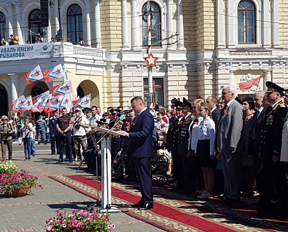 Максим Косенков поздравил земляков с 73-й годовщиной Победы в Великой Отечественной войне