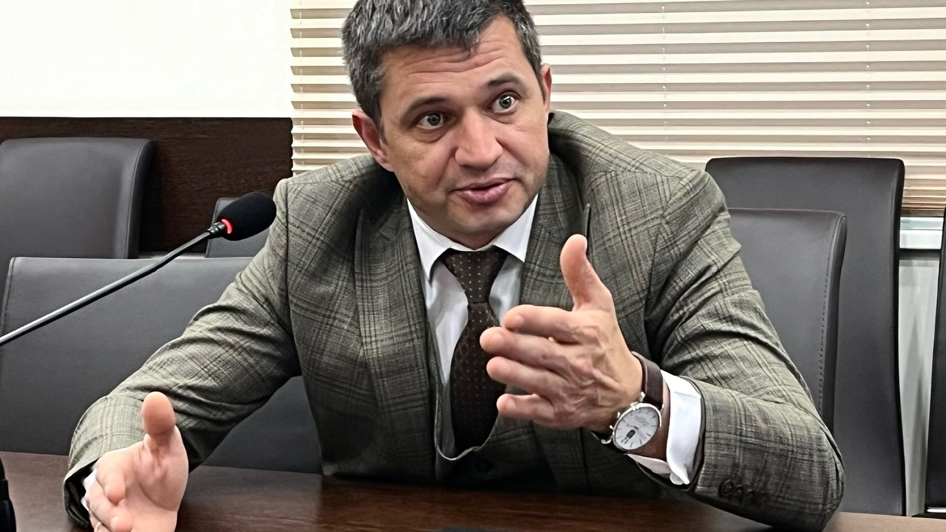 Вячеслав Владимиров обсудил с и. о. главы администрации Борисоглебского городского округа основные проблемы