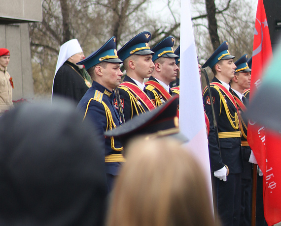 Красноярские партийцы почтили память красноармейцев, одержавших победу над Германией