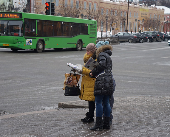 Активисты "РОДИНЫ" поздравили тюменцев с Днём защитника Отечества
