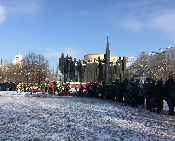 Партийцы приняли участие в акции, посвященной 75-й годовщине освобождения Воронежа