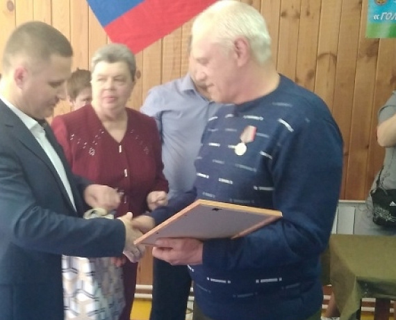 Брянские "РОДИНА" и "ОПОРА РОССИИ" поздравили воинов-интернационалистов