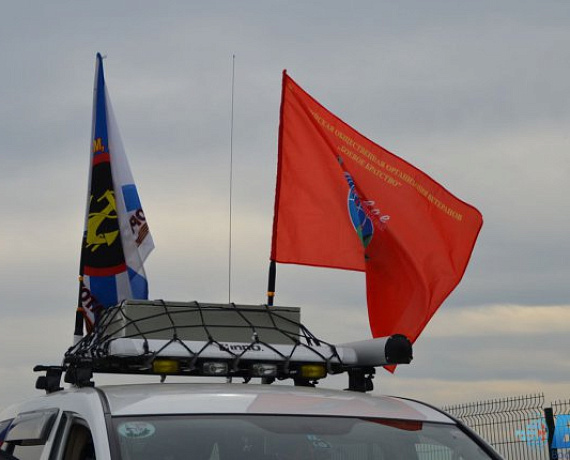 Из Владивостока на запад отправился патриотический бард-автопробег