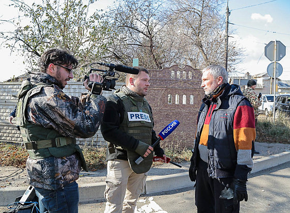 Делегация партии "РОДИНА" в Новороссии, 02.11.2014